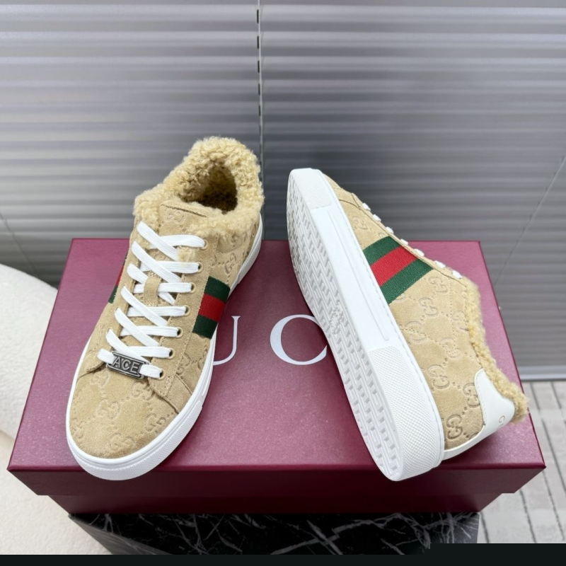 G*u*i casual shoes